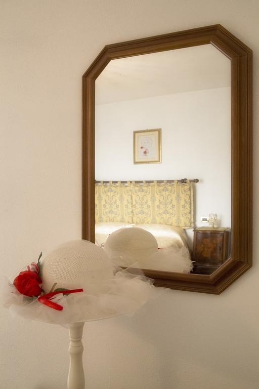 B&B Nuovo Paradiso Πέσια Δωμάτιο φωτογραφία